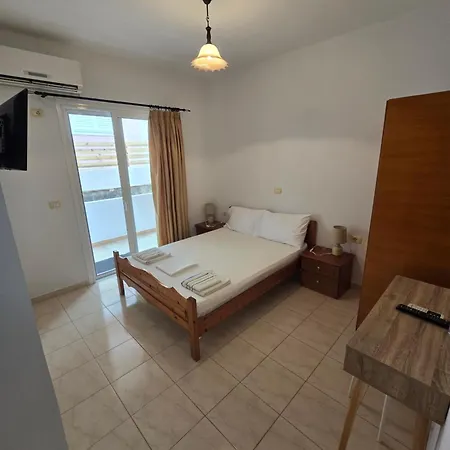 Papa Villa Ksamil