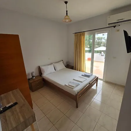 Villa Papa Ksamil