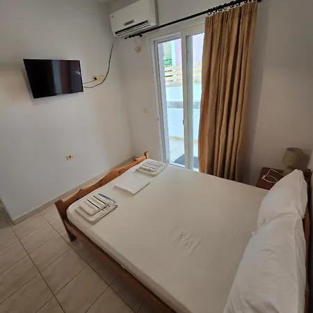 Papa Villa Ksamil